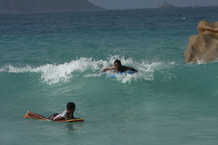Kids surfen.jpg