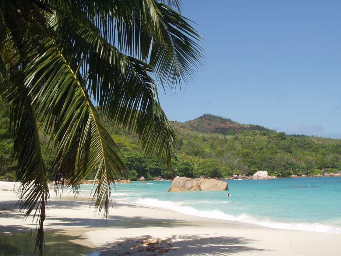 Anse Lazio3.JPG